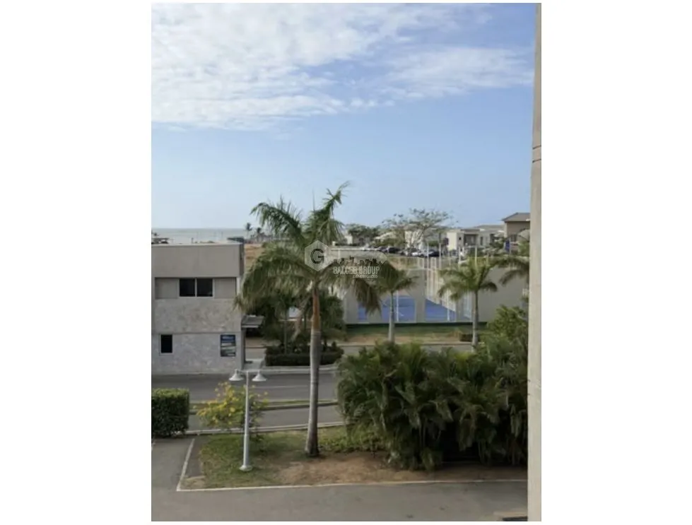 SE VENDE APARTAMENTO EN PLAYA CARACOL 60 M2  VISTAS PANORAMICAS