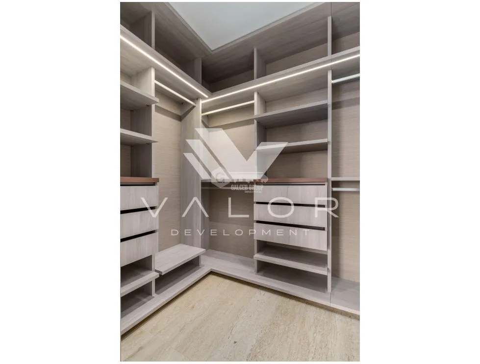 SANTA MARIA / CELESTE / 190M / 3 HABITACIONES / 3.5 BAÑOS / BALCON