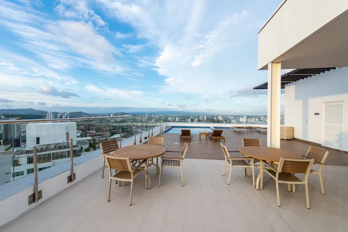 Exclusive in Edison Park Pacific Park Towers (142 m²) – $345,100