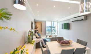 Luxury and Spaciousness in Edison Park Pacific Park Towers (162m²) – $409,500