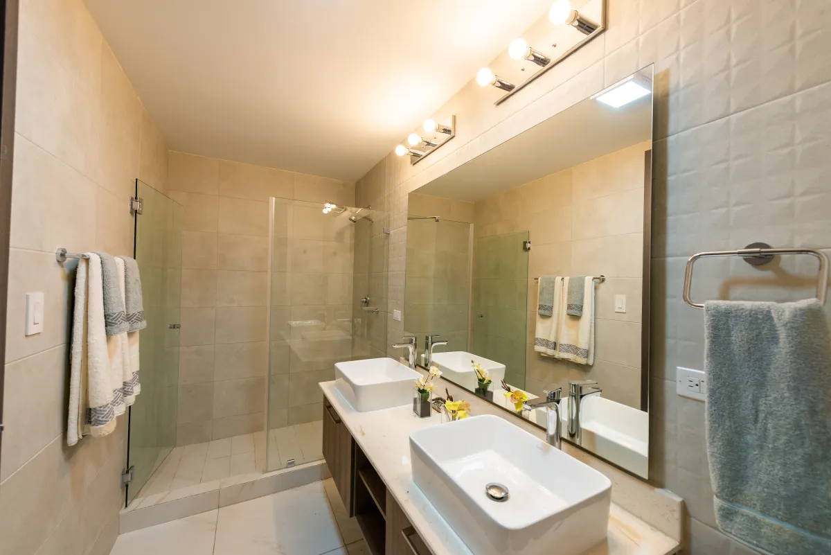 Luxury and Spaciousness in Edison Park Pacific Park Towers (162m²) – $409,500