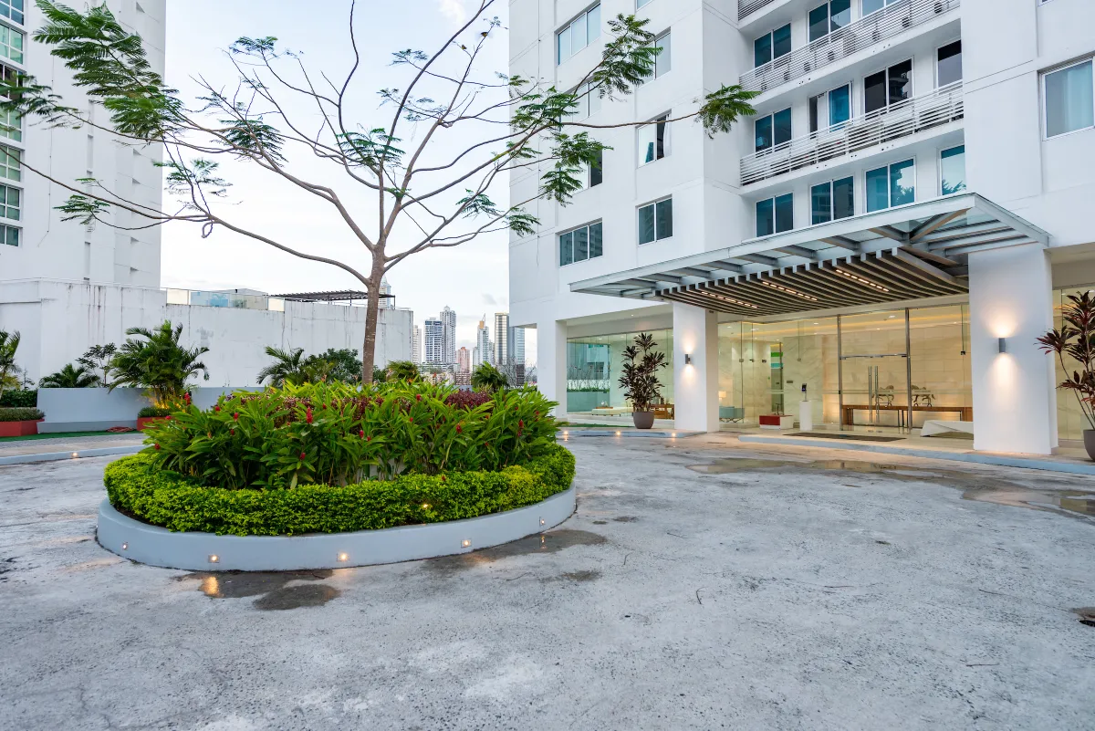 Luxury and Spaciousness in Edison Park Pacific Park Towers (162m²) – $409,500