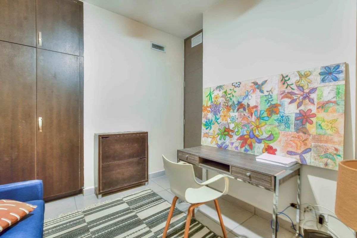 Oceanfront apartment for sale on Avenida Balboa