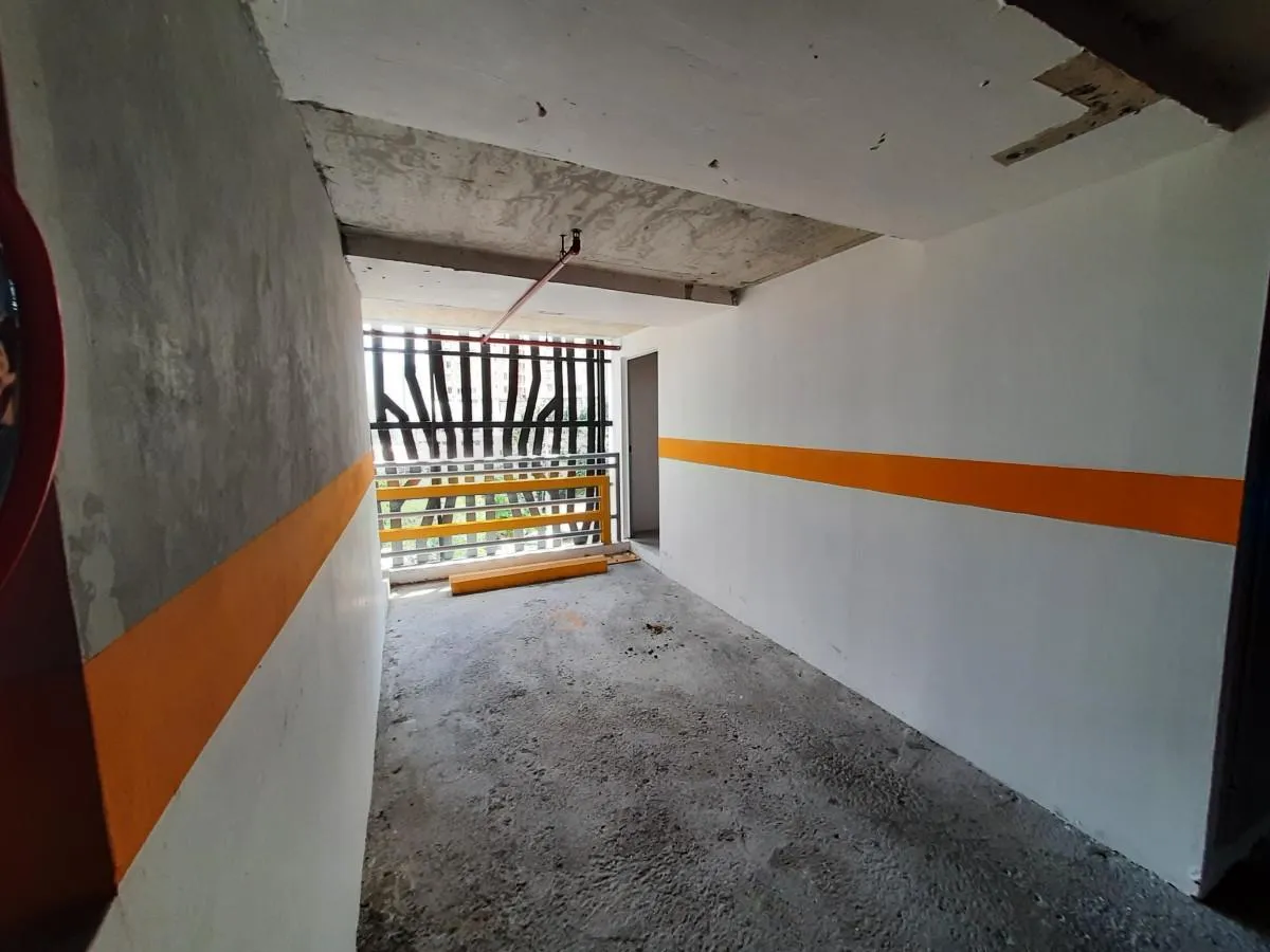 For rent: a brand-new, fully furnished apartment