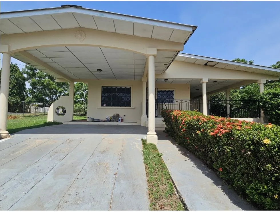 House Rental in Villa Rosa, Chitré Herrera. MB