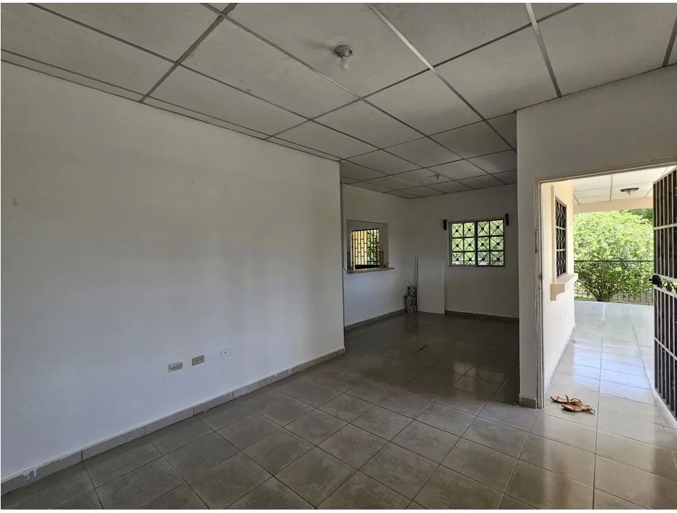 House Rental in Villa Rosa, Chitré Herrera. MB
