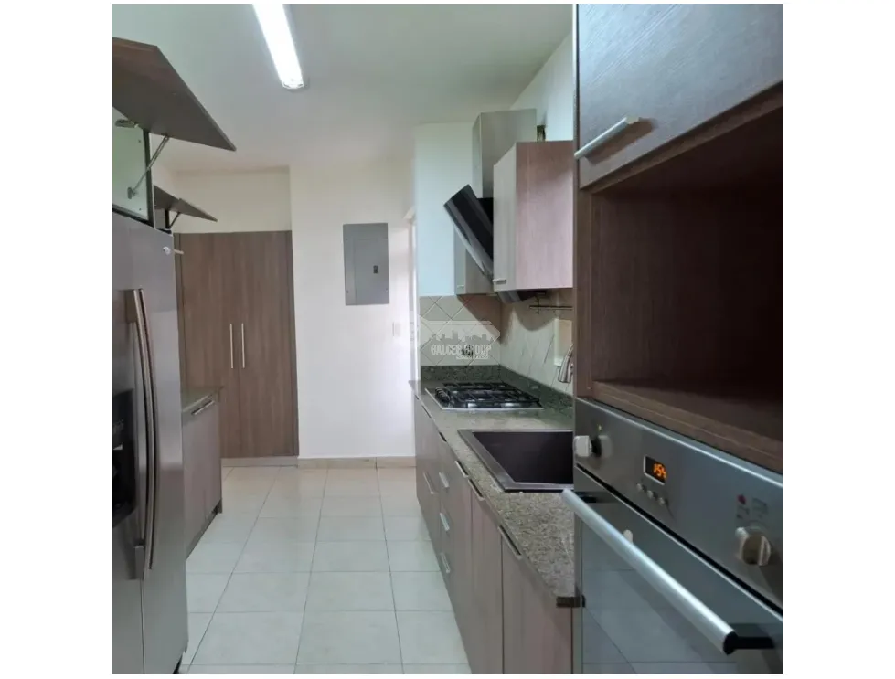 Дом в Juan Diaz на продажу
