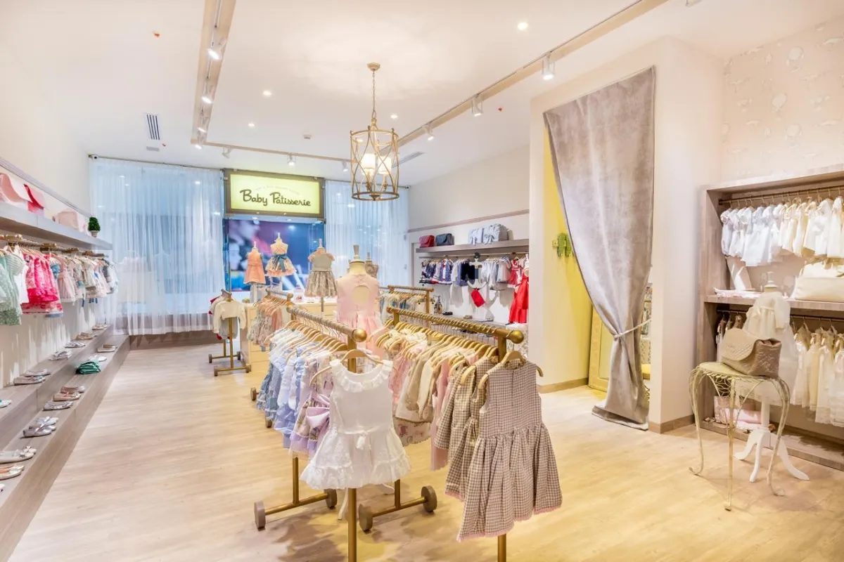 Alquiler/Venta de Local Comercial en Atrio Mall