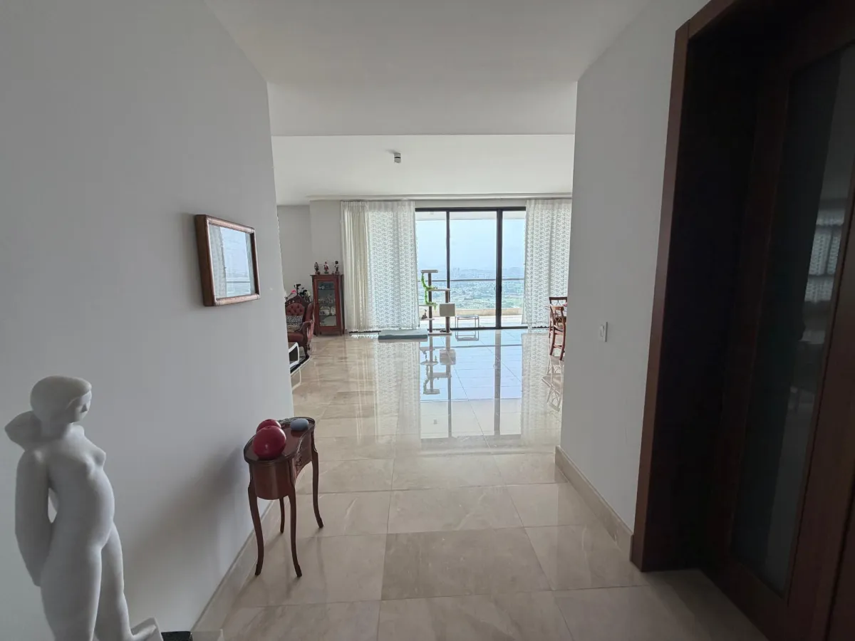Stunning Full-Floor Penthouse | Ocean Views