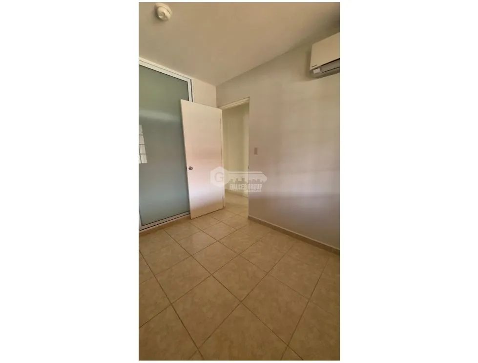 CHORRERA / LAS ARBOLEDAS / 252 M2 / 3 HABITACIONES / TERRAZA / PISCINA