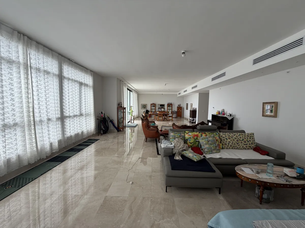 Exclusive Full-Floor Penthouse | P.H. Albatross | Santa María Golf & Country Club