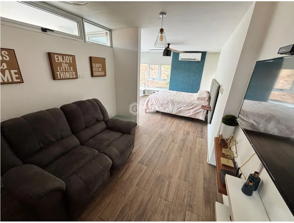 SE VENDE CASA EN ALTOS DE PANAMA CONDADO DEL REY  768 M2 CON PISCINA