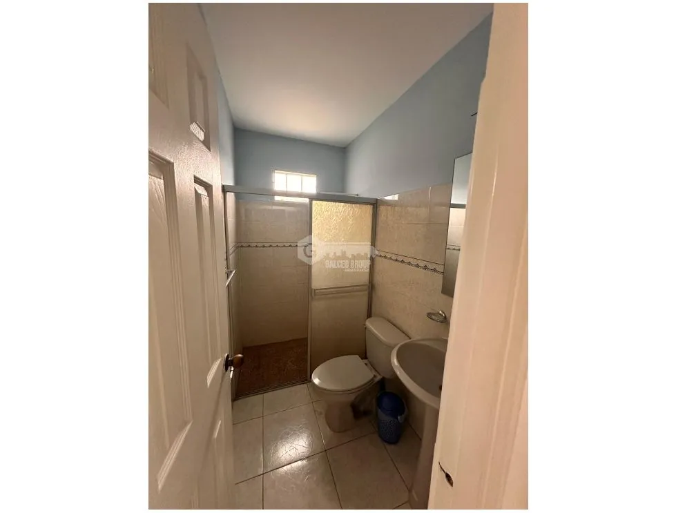 FOR RENT: HOUSE IN SAN ANTONIO 300M 4 BEDROOMS 3 BATHROOMS WITH PATIO