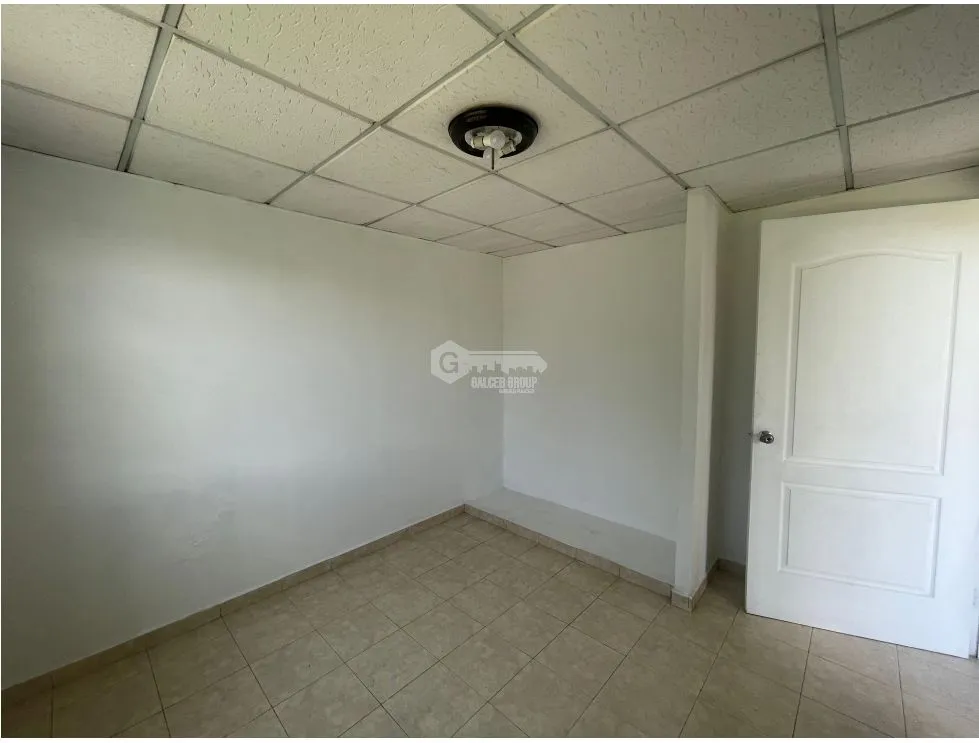 SE VEN CASA EN ARRAIJAN  LA CONSTANCIA 300 M2 AMPLIO PATIO