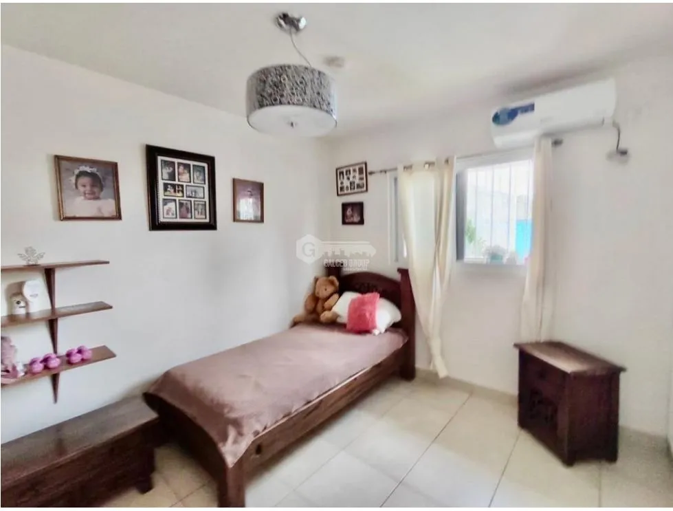 SE VENDE CASA EN  PLAYA DORADA URB. ALAMAR  285M CON TERRAZA