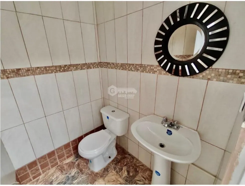 SE VENDE CASA EN  PLAYA DORADA URB. ALAMAR  285M CON TERRAZA