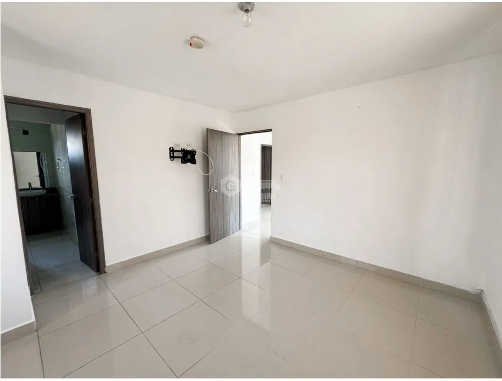 SE VENDE CASA EN ARRAIJAN PH SENDEROS DE BAMBU 187M CON PISCINA