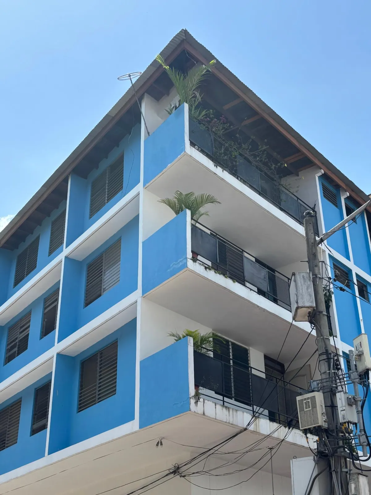 Commercial and residential building in Santa Ana