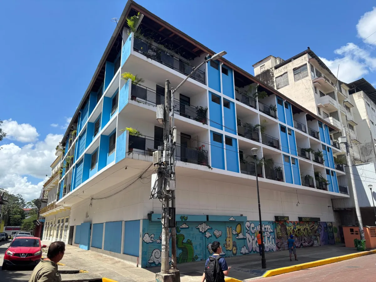 Commercial and residential building in Santa Ana