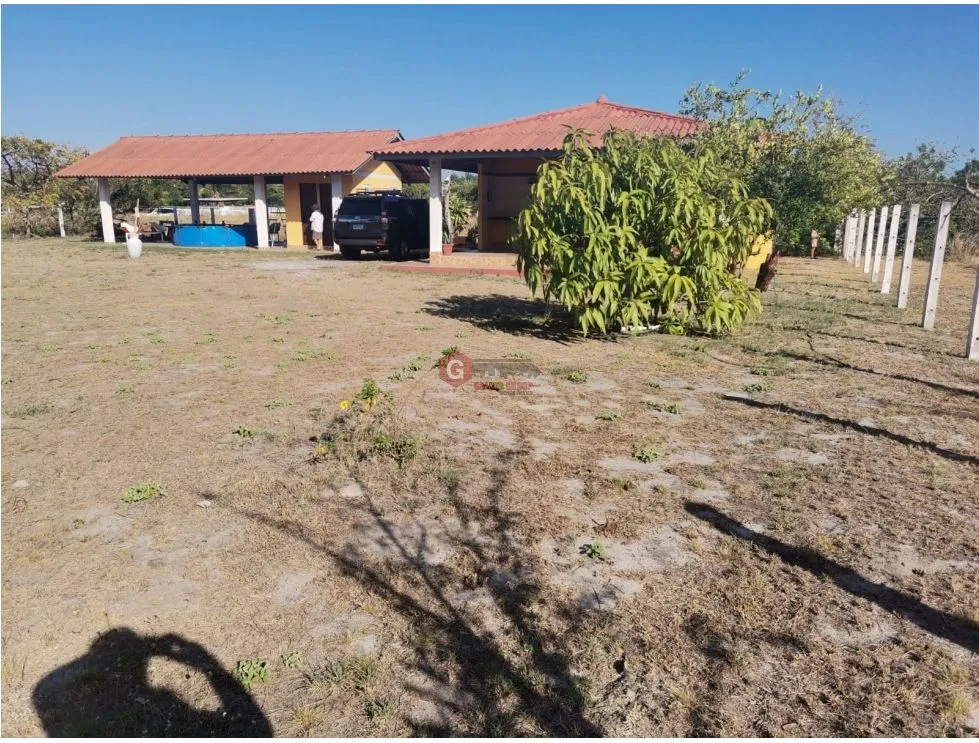 HOUSE FOR SALE IN PUNTA CHAME 1500 M2 CLOSE TO THE BEACH
