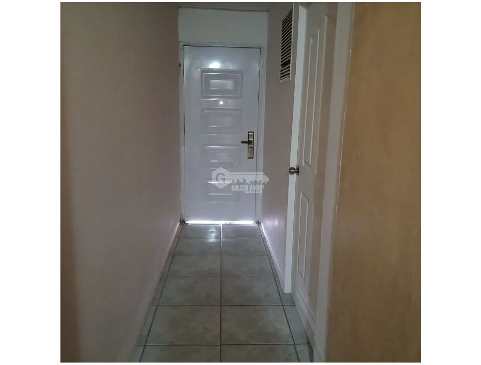 Appartement à Villa Lucre à louer