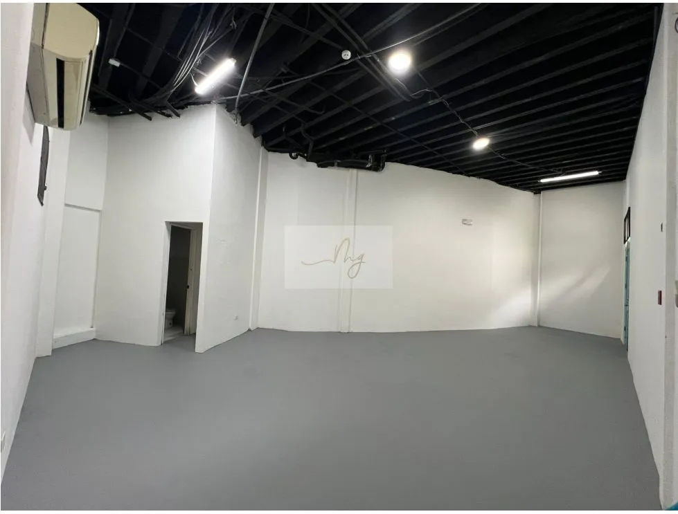 Espace commercial à Casco Viejo à louer