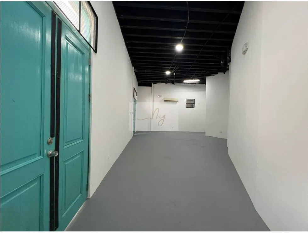 Espace commercial à Casco Viejo à louer