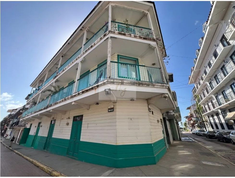Espace commercial à Casco Viejo à louer