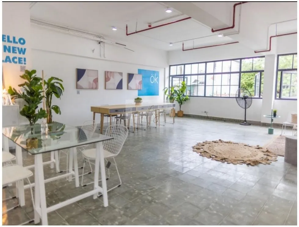Espace commercial à Santa Ana à vendre
