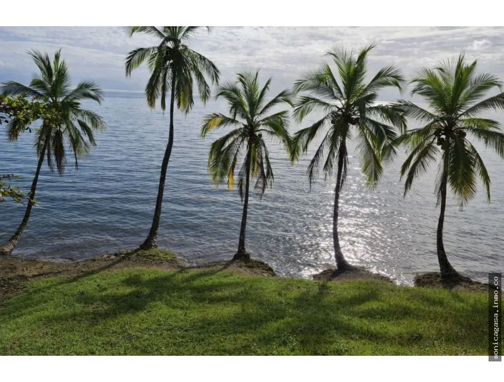 Terrain à bâtir à Bocas del Toro à vendre