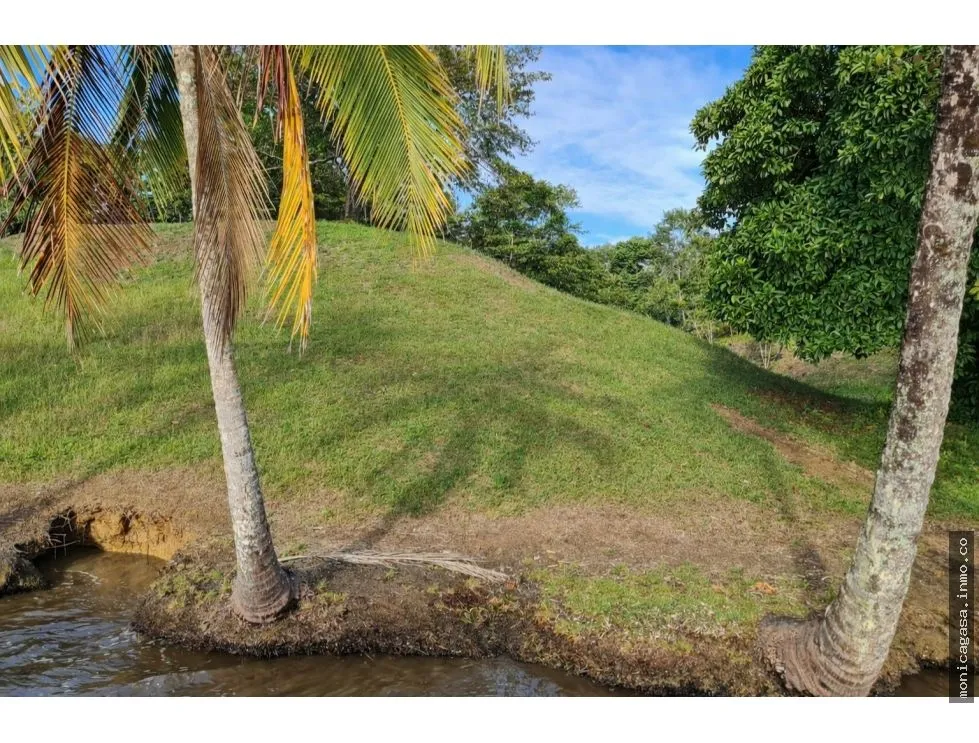Terrain à bâtir à Bocas del Toro à vendre