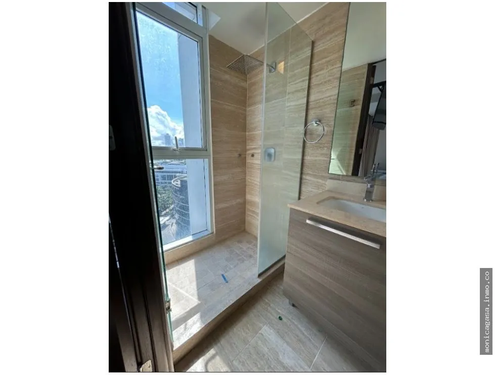 Appartement à Costa del Este à louer