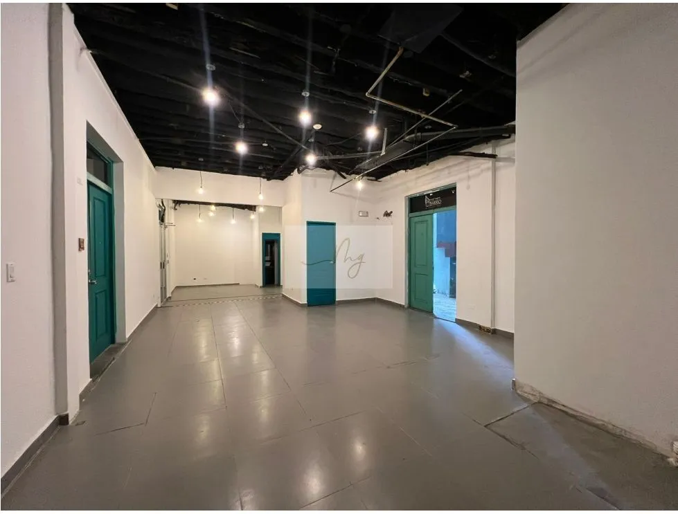 Espace commercial à Casco Viejo à louer
