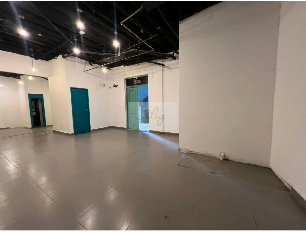 Espace commercial à Casco Viejo à louer