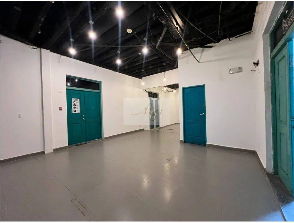 Espace commercial à Casco Viejo à louer