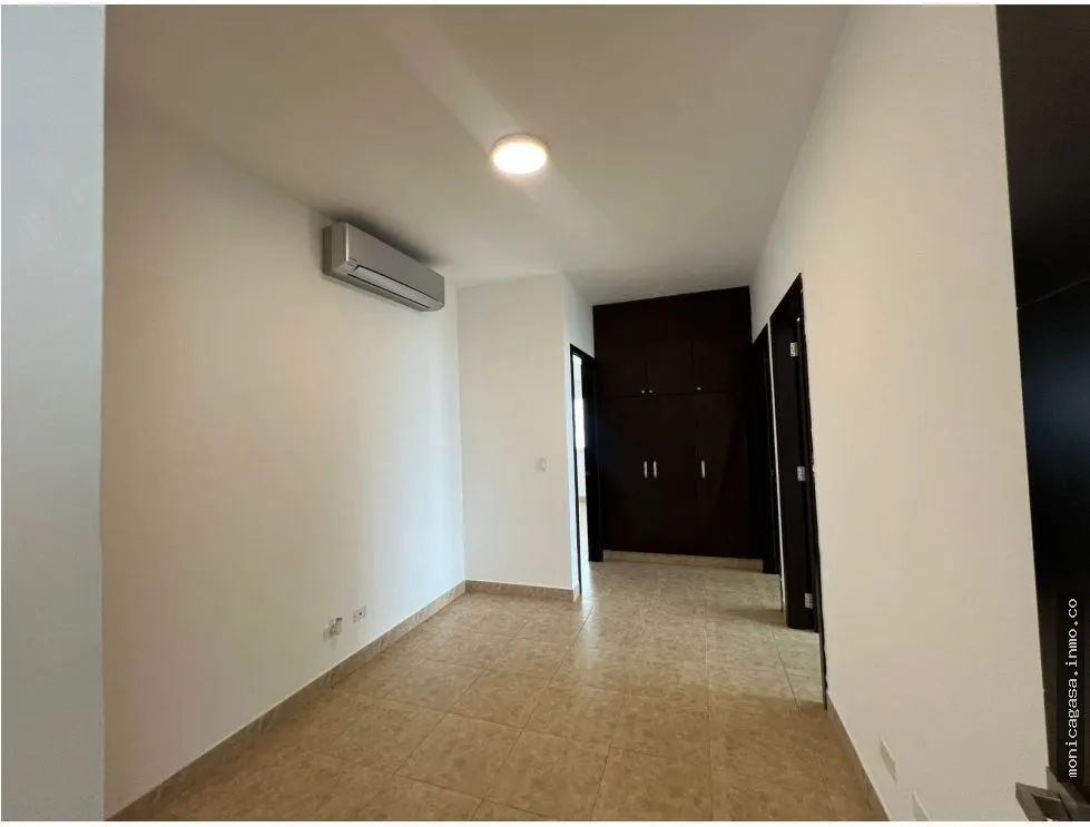 квартира в Costa del Este на продажу
