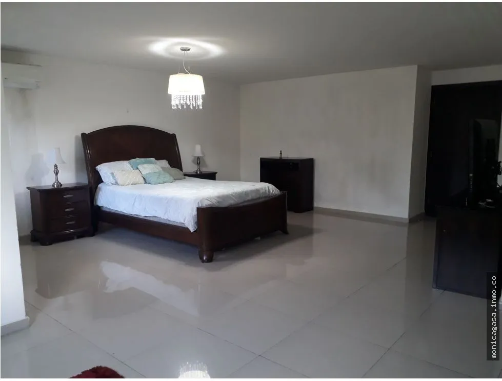 Venta de Casa – El Doral, Altos del Bosque
