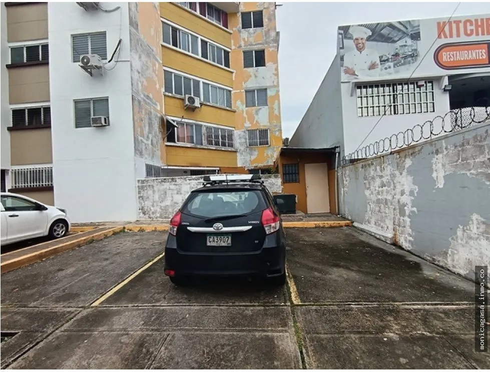 Venta de Apartamento en PH Brisas de Parque Lefevre