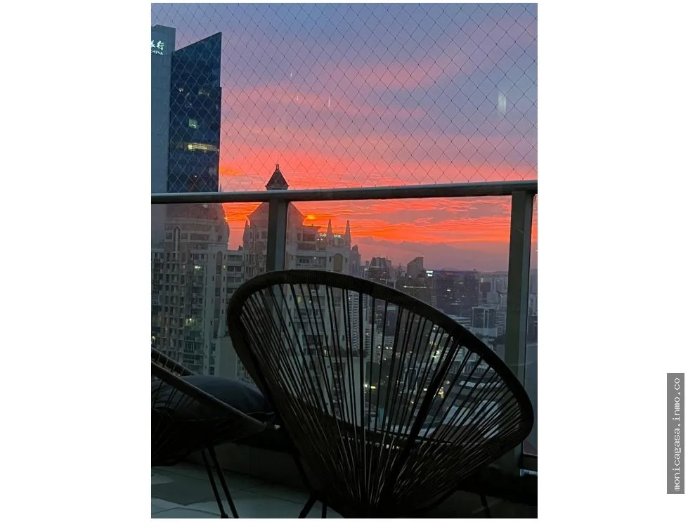 Venta de Apartamento FULL AMUEBLADO en Piso Alto, PH. OCEANAIRE