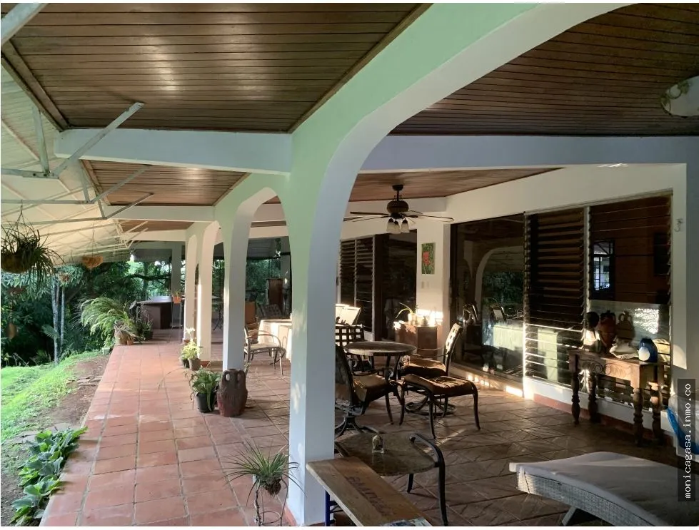 Venta de casa en  El Peñón, Las Cumbres