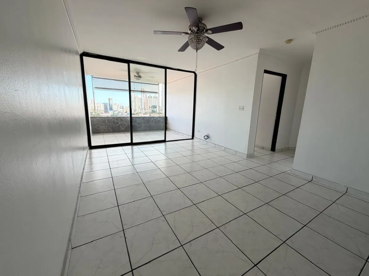 Apartment for sale in Villa de las Fuentes