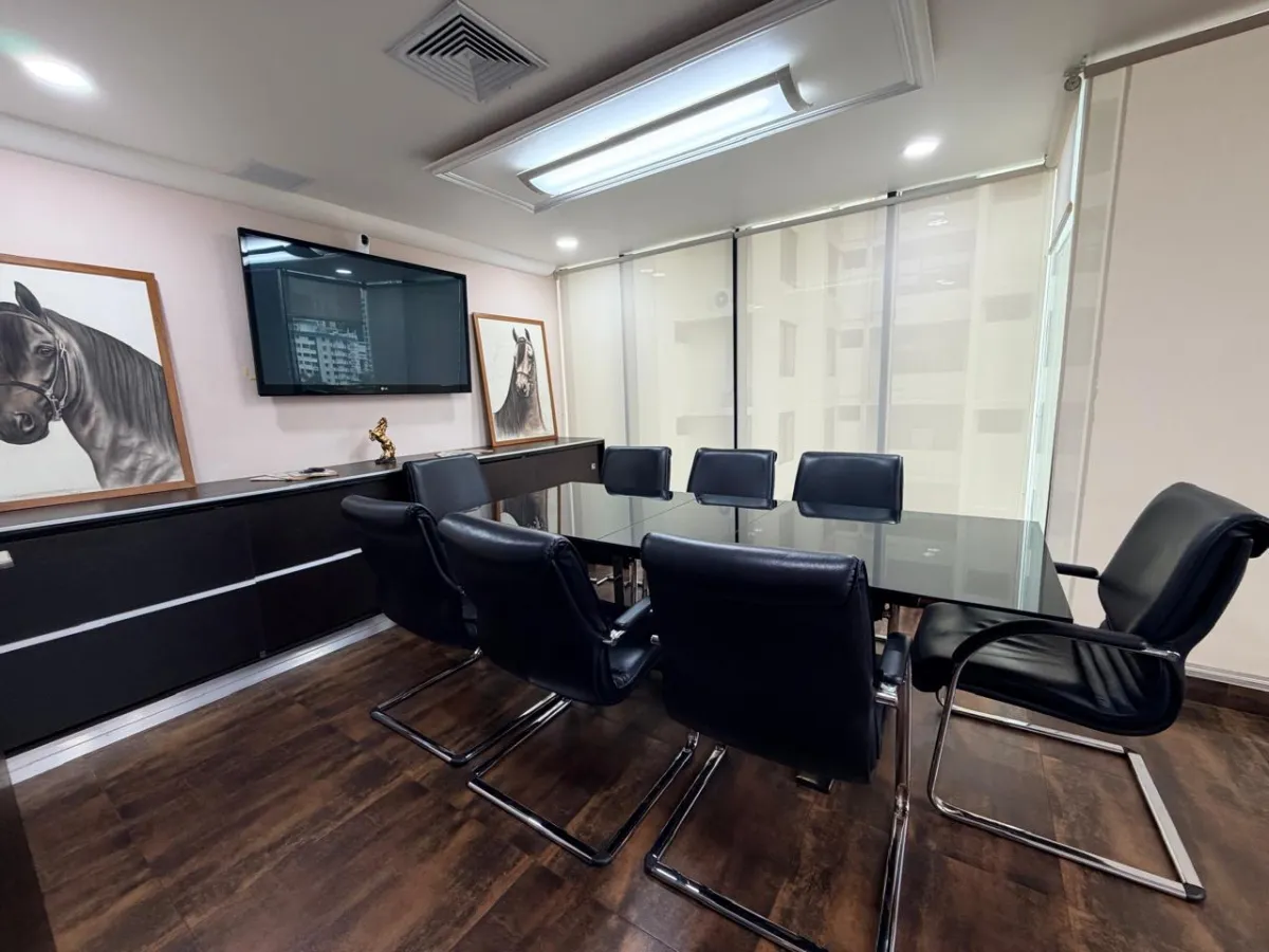 Furnished office for sale in Obarrio, ready for immediate operation