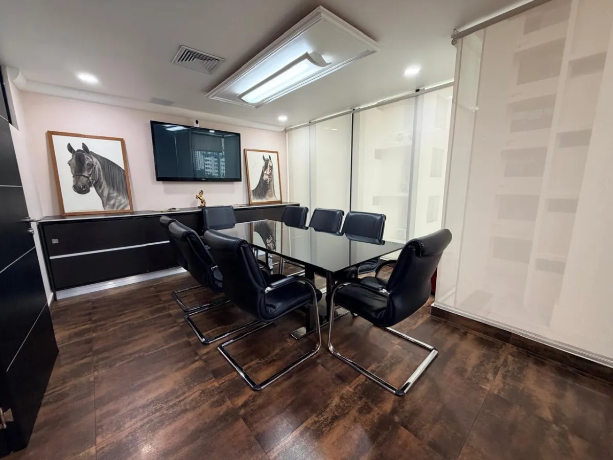 Furnished office for sale in Obarrio, ready for immediate operation