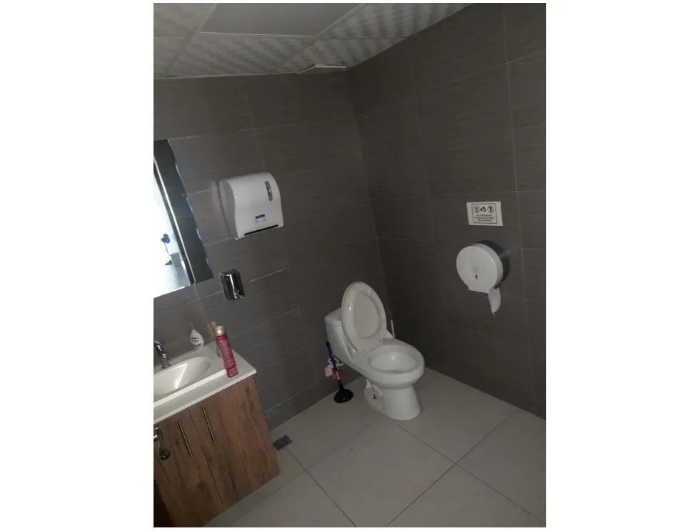 Commercial Space for Lease at Plaza Midtown, San Francisco. EAR