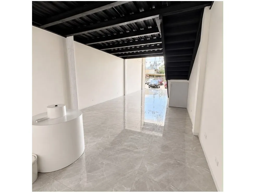 Commercial Space for Lease at Plaza Midtown, San Francisco. EAR