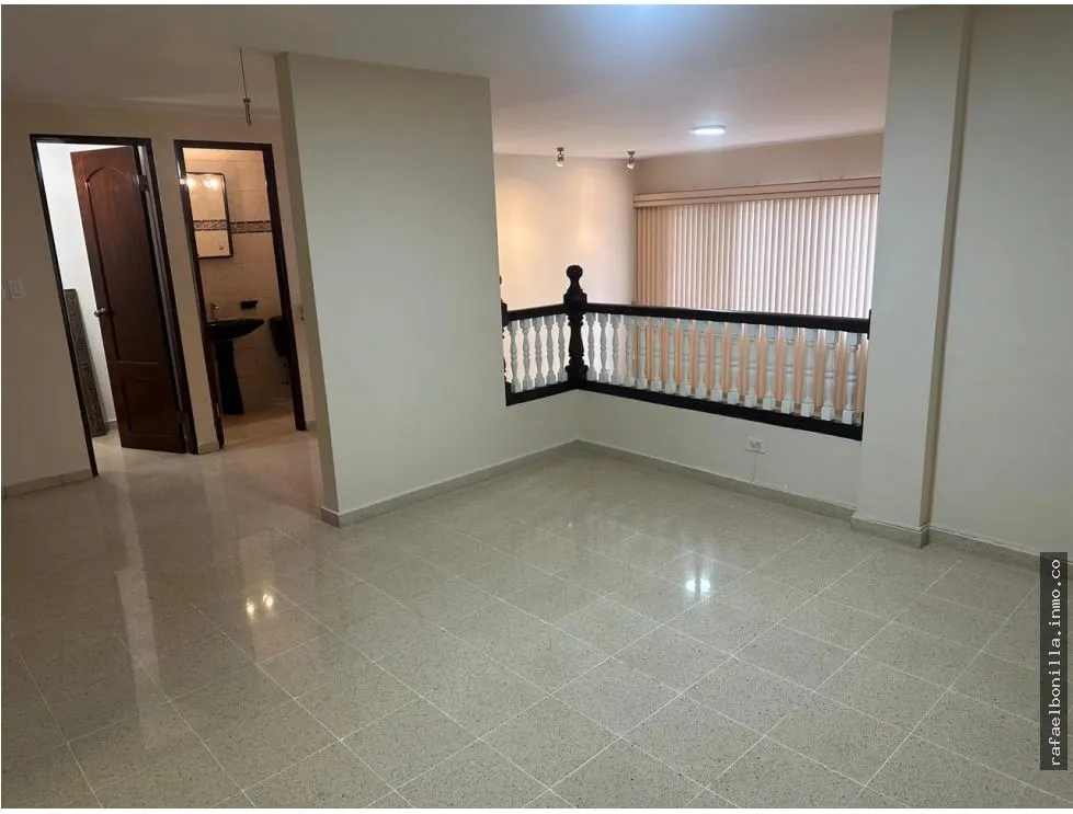 SE VENDE O SE ALQUILA CASA EN DOS MARES