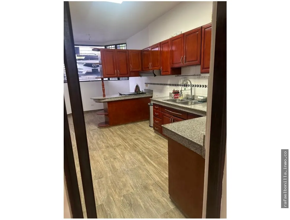 SE VENDE O SE ALQUILA CASA EN DOS MARES