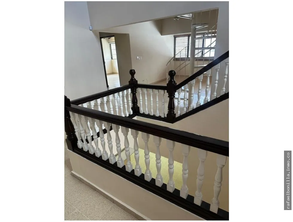 SE VENDE O SE ALQUILA CASA EN DOS MARES