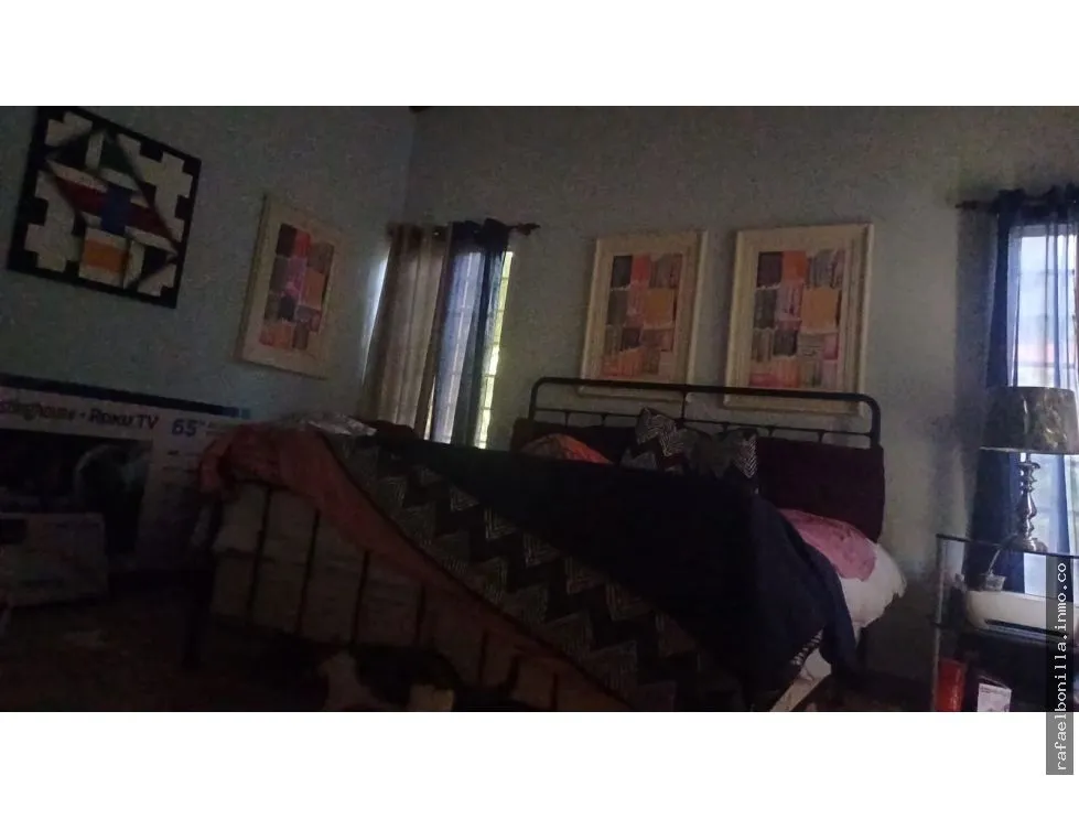 SE VENDE CASA EN LOS LIRIOS (VIA AL VALLE DE ANTON)