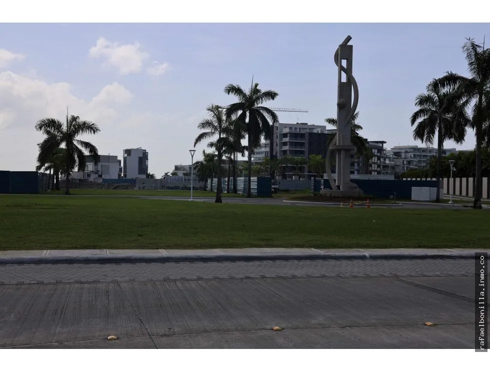 SE VENDEN TERRENOS EN OCEAN REEF